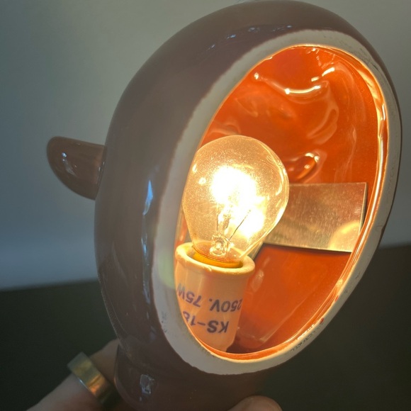 Vintage Bear Head Desk Lamp – Ceramic Animal Light with Flexible Neck, 17” Long - Picture 7 of 10